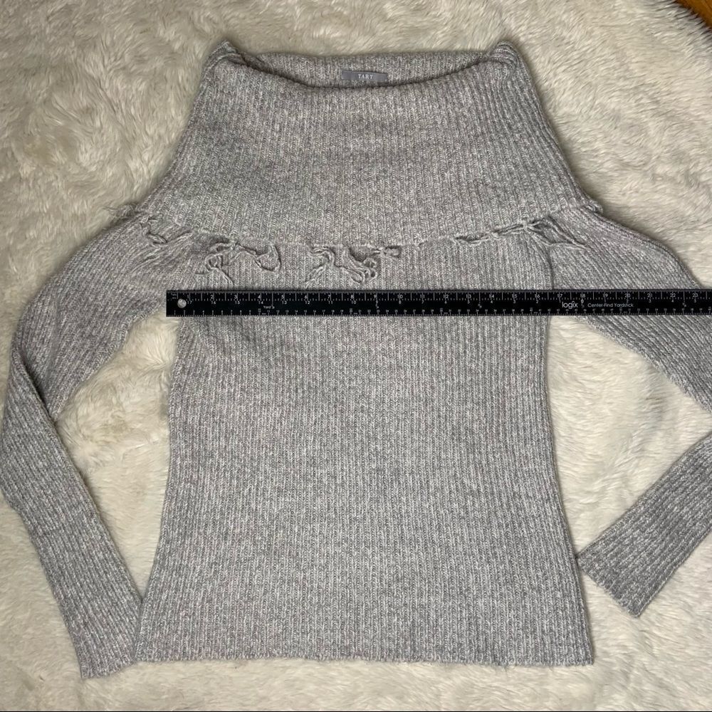 Sz Small Tart Grey Fringe Sweater